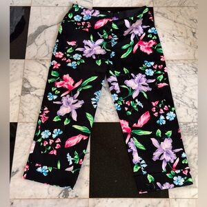 Rafaella Black Capris Blue & Lilac Floral Print Sz 8 Crop Pants Trousers Spring